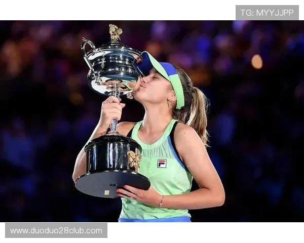 新星崛起与老将争锋并存当今网坛格局变化引发全球球迷热议